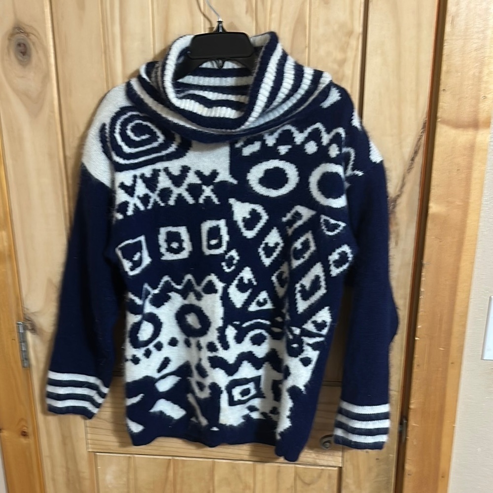 Rafaela Vintage Blue and White Patterned Turtleneck Sweater - Picture 1 of 4